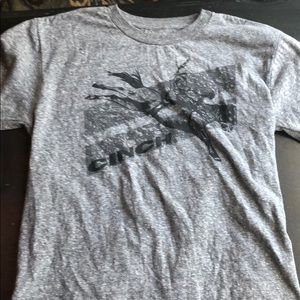 Cinch boys t shirt size M (10) never worn